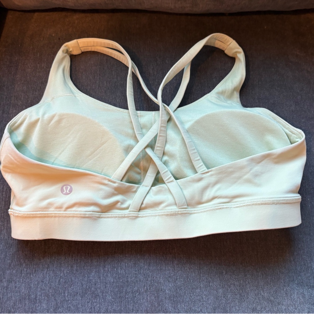 lululemon Energy Bra *Medium Support B–D Cups Color: Creamy Mint - Picture 4 of 6
